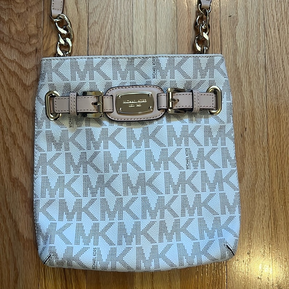 NWOT Ivory Michael Kors Long Crossbody Bag